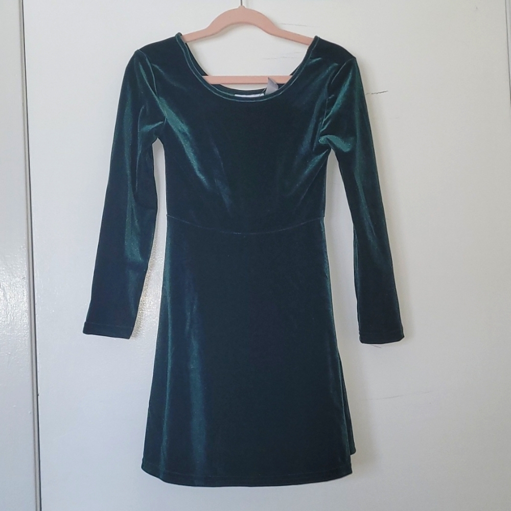 🆕️Children's Place girls dress- S- 5/6